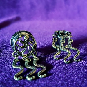 Cthulhu Tentacle Earplugs - cthulhu gauge earring octopus H.P.Lovecraft horror creepy gothic freak