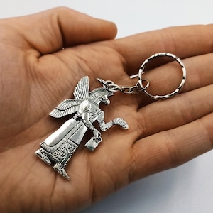 Anunnaki Keychain - Sumerian mesopotamian akkadian assyrian guardian god alien annunaki pinecone ninurta nisrochs eagle extraterrestial gift