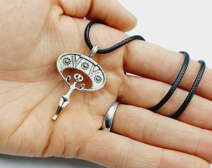 Alien Pendant