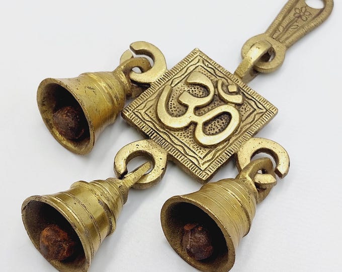Vintage Universal Sound ॐ Om Wind Bells