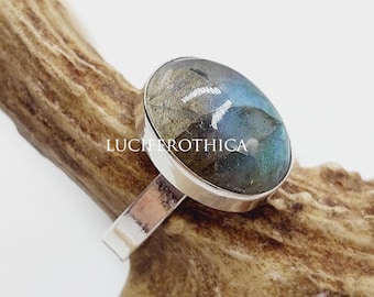 Labradorite Crystal Ring (US size 8 - Pewter - Slightly Adjustable)