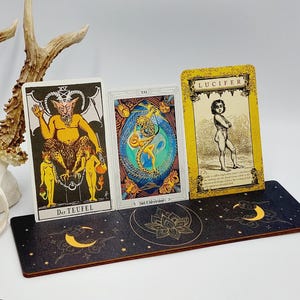 Tarot | Oracle | Présentoir de cartes d'affirmation en bois - Support de lecture de cartes triples Voyance sorcellerie occulte magie gothique cadeau
