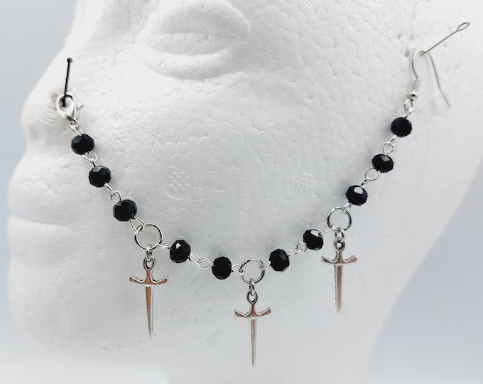 Triple Dagger Nosechain