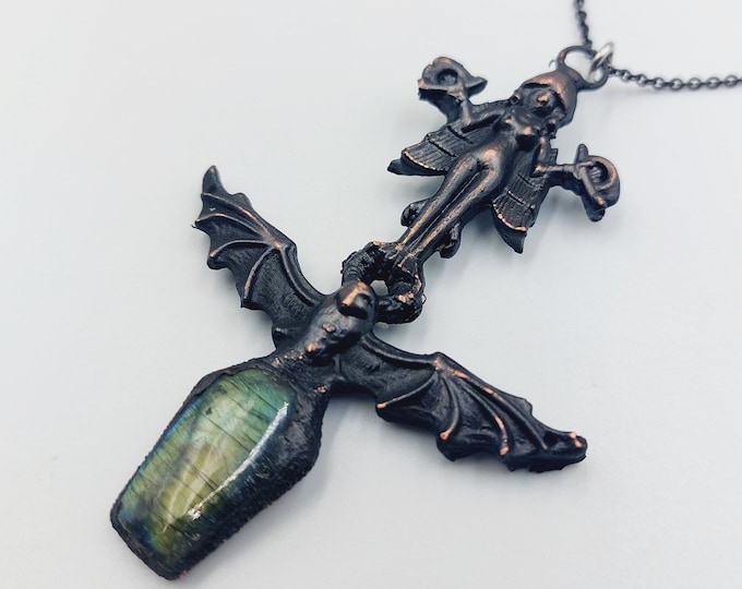 Electroformed Lilith | Inanna | Ishtar | Ereshkigal Night Creature Necklace with Labradorite Crystal (Copper)