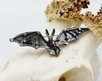 Gothic Bat Pin (Glass Rhinestone)