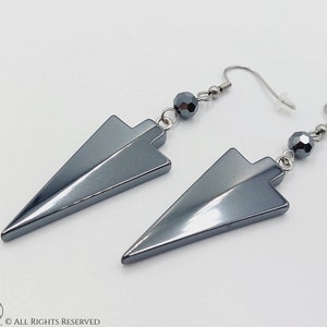 Hematite Crystal Earrings, Arrow shaped - Goth gothic crystal shiny jewelry tradgoth gift batcave deathrock victorian