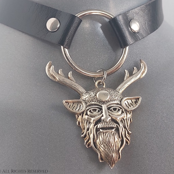 Grand tour de cou de Dieu cornu de Cernunnos - divinité de la nature païenne gothique pan wicca bois de cerf pendentif païen sorcellerie druide bijoux druide cadeau