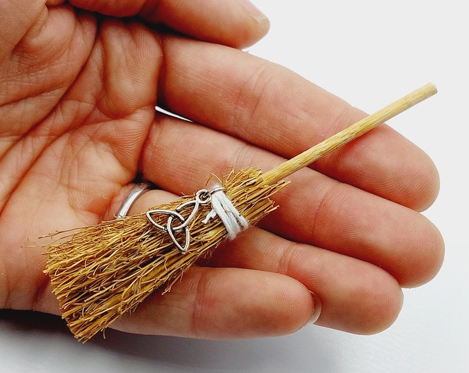 Mini Altar Besom with Triquetra Charm