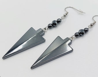 Arrow Earrings in Hematite Crystal