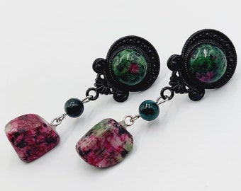 Ruby-zoisite Earstuds