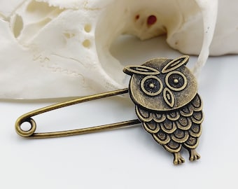 Stolas Owl Pin (Clip)