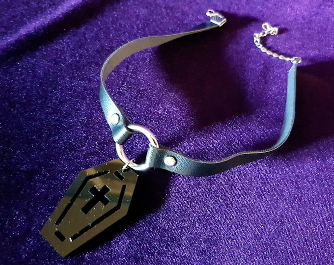 Coffin Choker