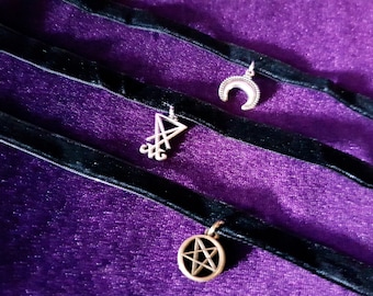 Mini Gothic Chokers (4 styles)