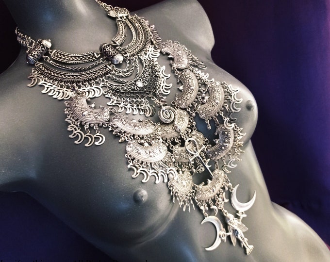 Lilith Double Neckpiece ( 2 in 1 Limited Edition!)