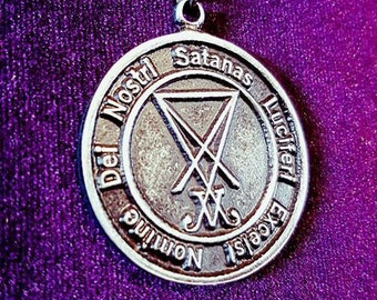 Nomine Dei Nostri Satanas Luciferi Excelsi - Amulet