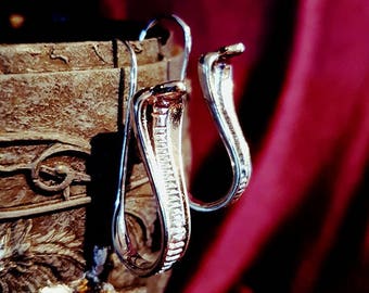 Cobra Earrings - cobra egypt occult set lucifer satanic serpent gothic vampire lilith baphomet egyptian gift tradgoth snake slithering charm