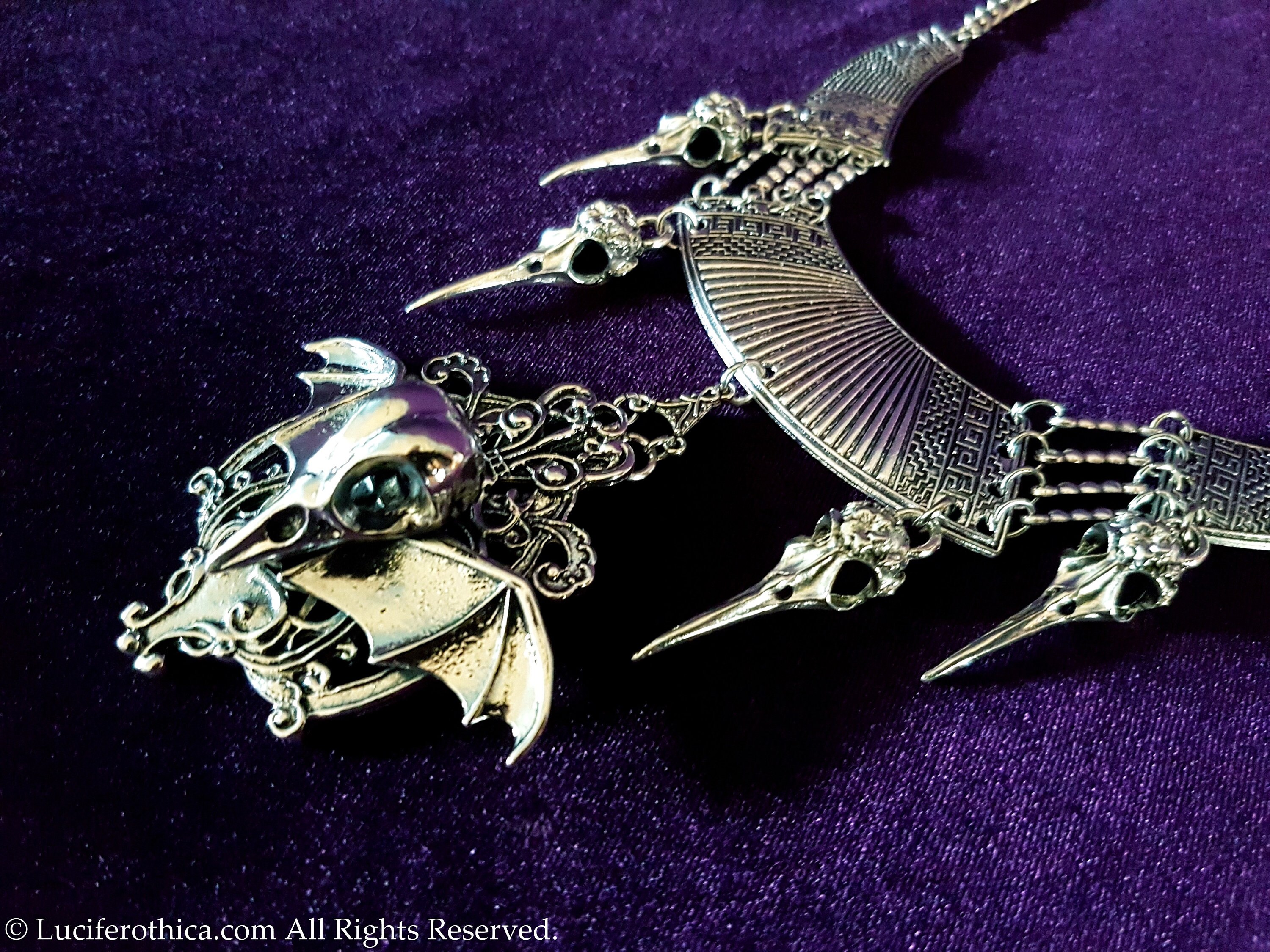 Gothic Bird Skull Neckpieci