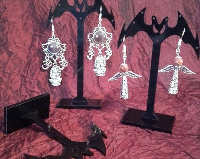 Gothic Bat Earrings Display Stand (Set of 3) - Acrylic vampire goth jewelry display etalage storage table top stands