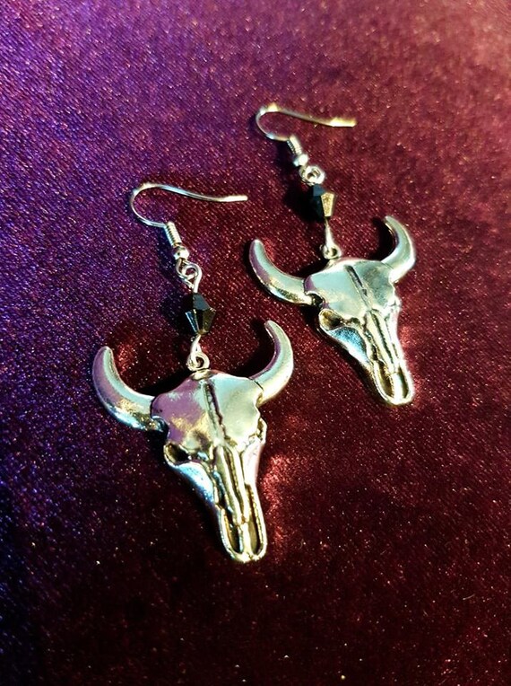 Metalhead earrings outlet