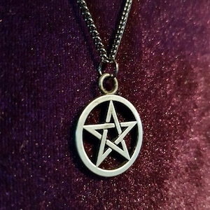 Gunmetal Pentagram Necklace - pentagram wicca witch magic occult