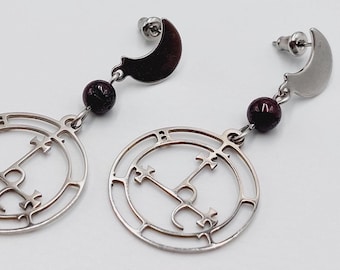Sigil of Lilith Garnet Earstuds (Stainless Steel)