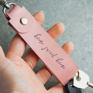 Home sweet home keychain,Home keychain custom,Home keychain leather,Home sweet home key ring,New house keychain,New house key chain