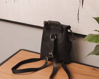 lululemon core backpack size Lululemon Core Backpack 2.0 *20L - Heathered Black