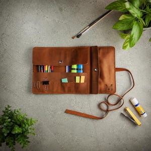 Paint brush case personalized,Artist gifts for men,Personalized gifts for artist,Roll up pencil case,Artist roll up,Gifts for painters