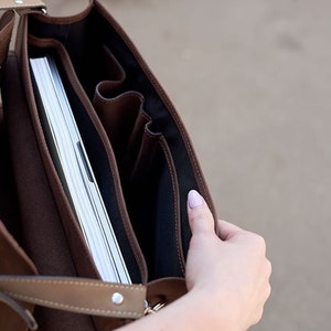 Cartera de cuero, bolso de mensajero mujer, regalo de novia, regalo para ella, bolso de cuero para computadora portátil de 13,15 pulgadas, maletín de cuero, bolsos para computadora portátil para mujeres imagen 3