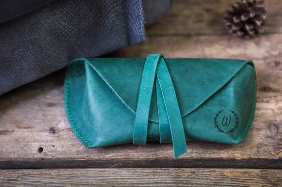 Women Glasses Case,Green Glasses Case,Leather Green Case,Pencil Case,Makeup case,Hard Glasses Case,Personalized Leather Case,Women Gift