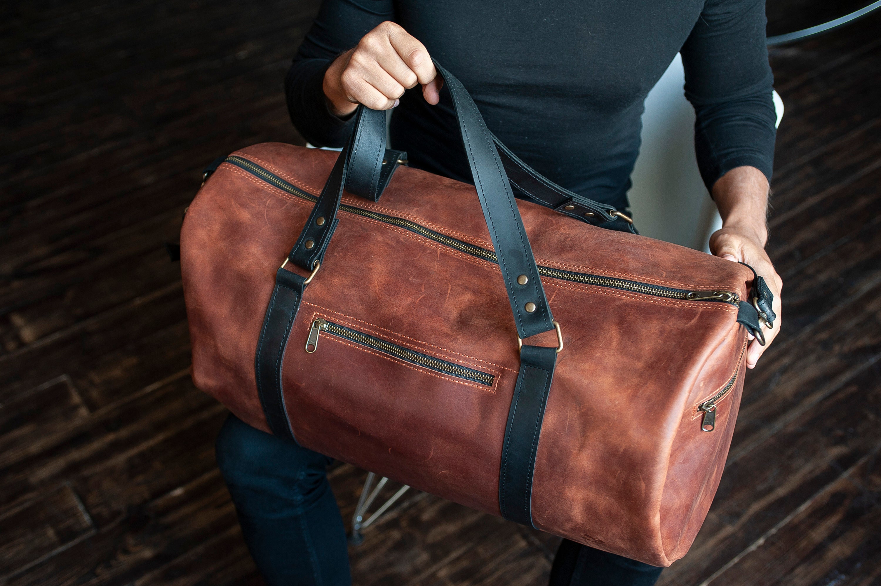 Personalized Duffle Bags For Men | IQS Executive