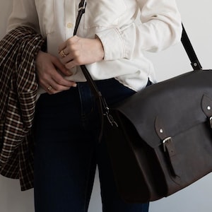 Cartera de cuero, bolso de mensajero mujer, regalo de novia, regalo para ella, bolso de cuero para computadora portátil de 13,15 pulgadas, maletín de cuero, bolsos para computadora portátil para mujeres imagen 4