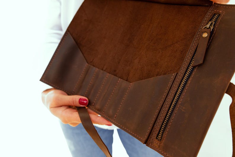 Pencil roll case, Personalized Leather Brush Roll, Leather Pencil holder, Artist Tool Roll, Pencil roll wih pocket, Brown pen case image 8