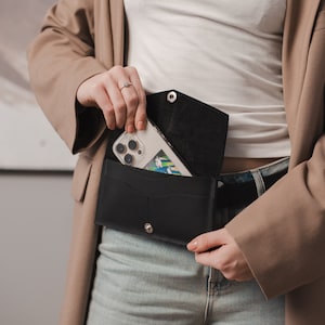 Riñonera de piel hecha a mano, Riñonera tipo sobre, Riñonera pequeña, Riñonera de piel para mujer, Riñonera con inicial, Cartera de piel para cinturón