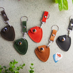 Leather guitar pick holder,Personalized guitar pick holder,Guitar pick holder case,Pick holder for guitar,Plectrum case keychain