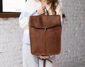 Rugzaktas leer, rugzaktas dames, stijlvolle rugzak, stadsrugzak, cognac leren rugzak, gepersonaliseerde rugzak, werkrugzak