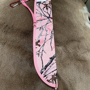 17&quot; or 21&quot; Pink Camo Traditional Archery Side Quiver Traditional Archery, Hunting, Shooting Quiver Pink Camo