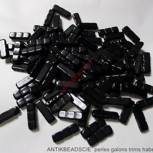 100 vintage glass beads
