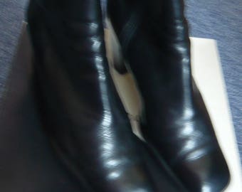 Black leather ankle boots with block heel made by Luciano Barachini, Italy