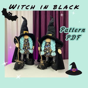 Op de afbeelding: Twee zwarte heks-dwergen met blauw haar en jurken met paddenstoelprint, die bezems vasthouden, met de tekst "Witch in Black Pattern PDF" op een paarse achtergrond.