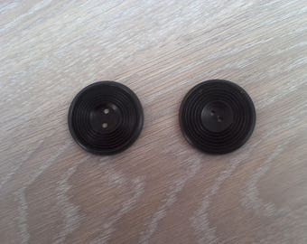 Lot de 2 boutons vintages acryliques noirs