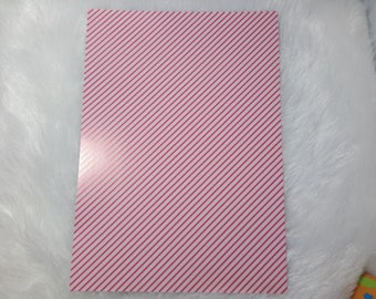 feuille papier glacé  A4 rose rayée