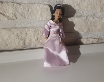 Esmeralda porcelain collection doll from the Hunchback of Notre-Dame de Paris