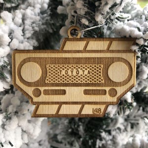 40 Series Ornament
