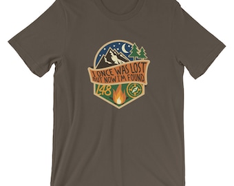 Camiseta de otoño con objetos perdidos y encontrados