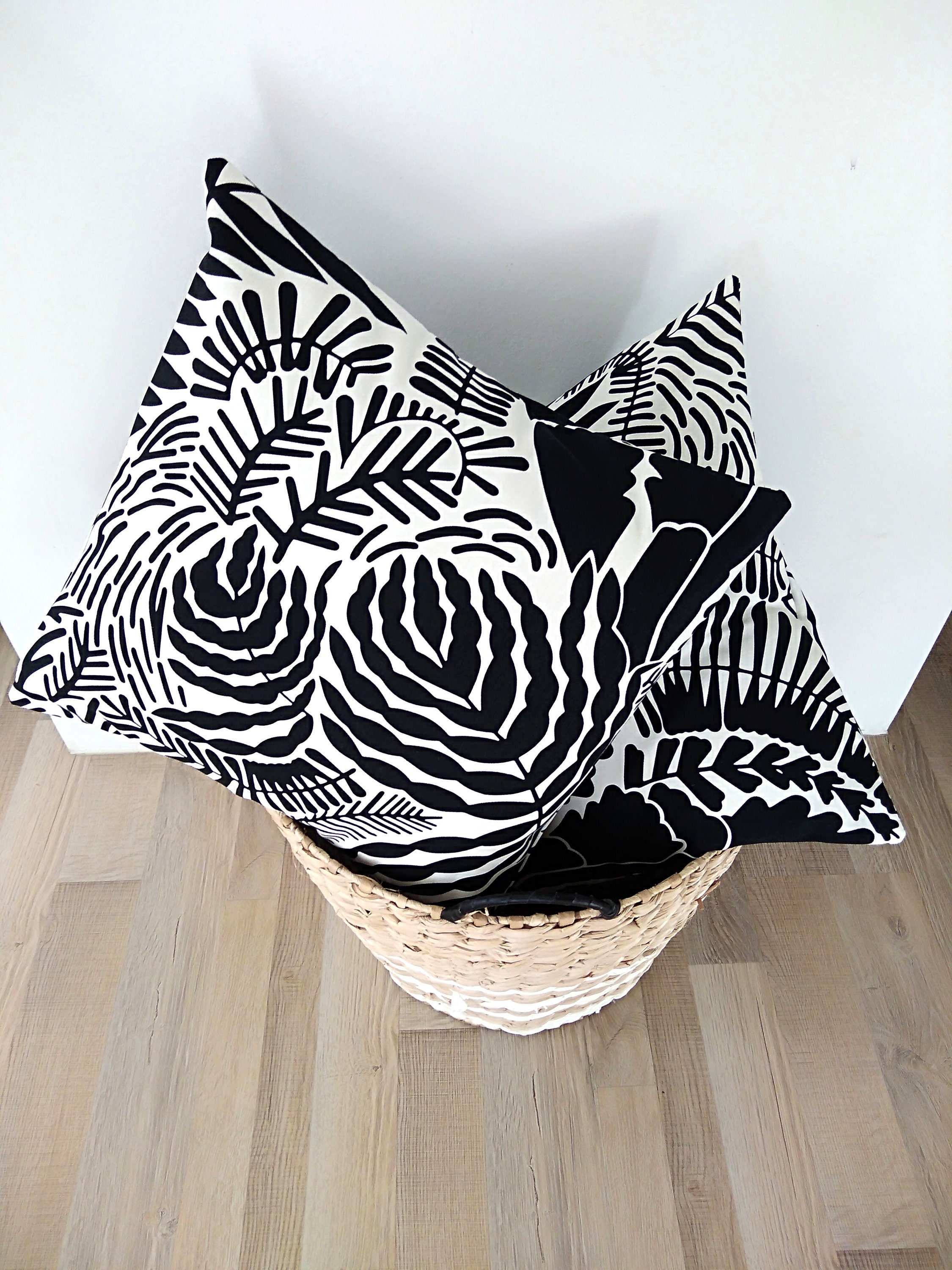 News - Coussin Style Art Nouveau Noir et Blanc/Coton/40x40 cm/Décoration Intérieur/Home