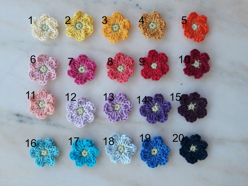 Lot of small cotton crochet flowers free choice between 20 colors image 2