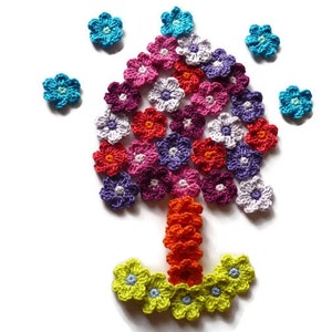 Lot des petites fleurs au crochet en coton image 3