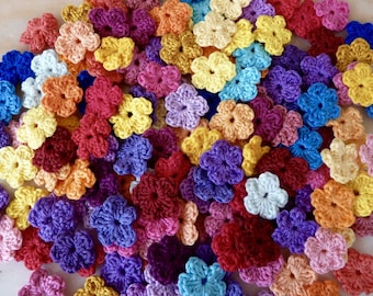 Mini fleurs au crochet en coton