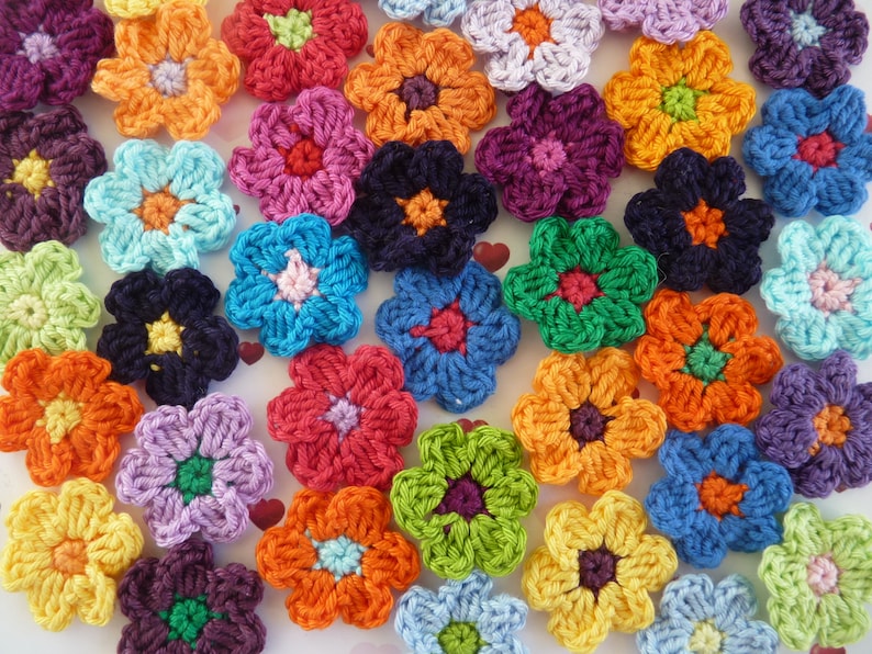 Lot of small cotton crochet flowers free choice between 20 colors image 5